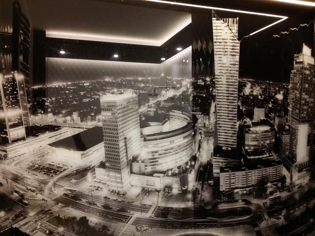 Platinum Towers Country 2 Country Aparthotel Warsaw Room photo